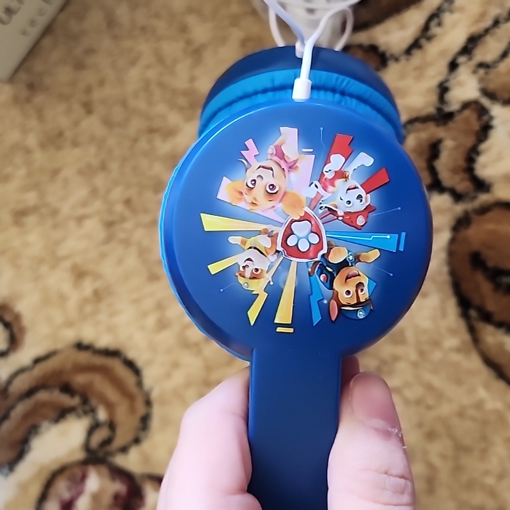 Headphone - Picture 2 of 4